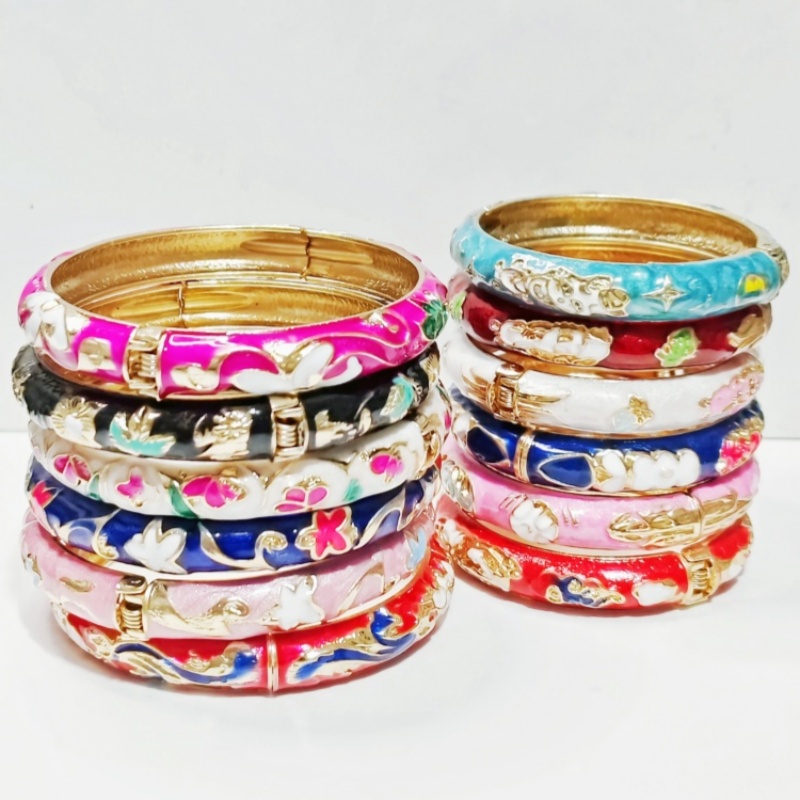 Vintage Fashion Boutique - Wholesale Bulk 12 Pcs Enamel Floral