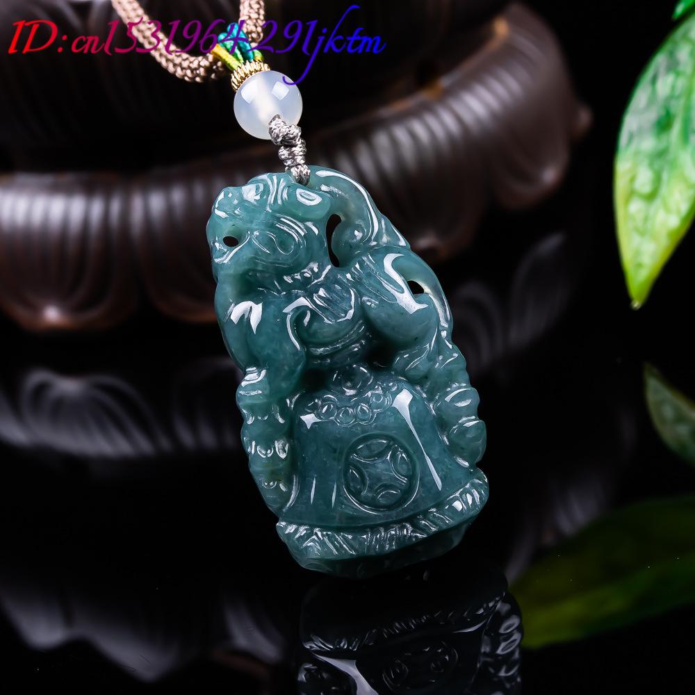 Burmese Jadeite Pixiu Pendant  - Vintage Fashion Designer incelemesi ve fiyatı