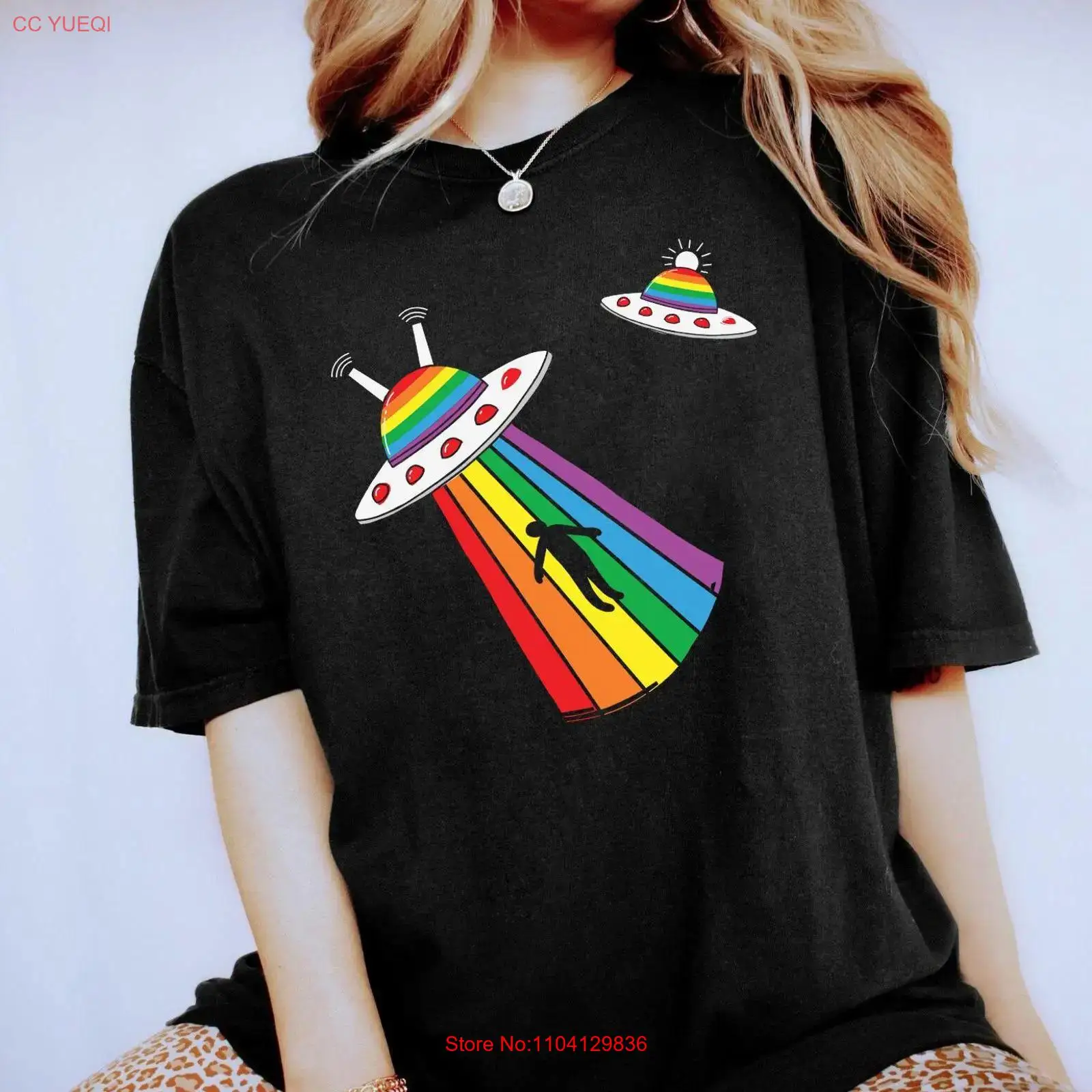 LGBTQ Alien T Shirt Pride UFO  - Vintage Queer Fashion incelemesi ve fiyatı